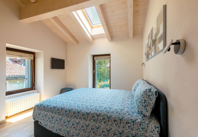 Appartamento a Mergozzo - Ca Vincenza boutique apartment in Montorfano Appartamento a Mergozzo - Ca Vincenza boutique apartment in Montorfano