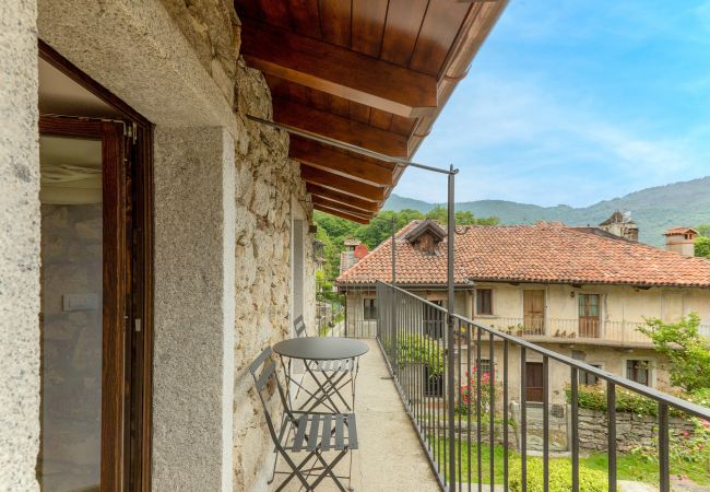 Appartamento a Mergozzo - Ca Vincenza boutique apartment in Montorfano Appartamento a Mergozzo - Ca Vincenza boutique apartment in Montorfano