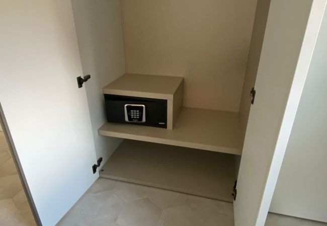 Appartamento a Mergozzo - Ca Vincenza boutique apartment in Montorfano Appartamento a Mergozzo - Ca Vincenza boutique apartment in Montorfano