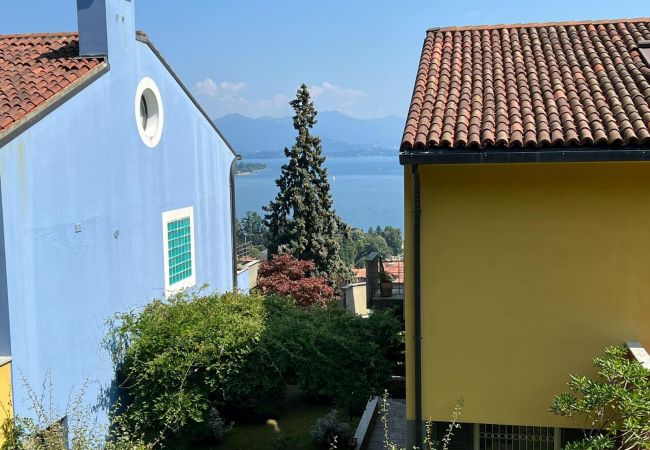 Appartamento a Meina - Verbano Boutique Apartment in Meina with lake view Appartamento a Meina - Verbano Boutique Apartment in Meina with lake view