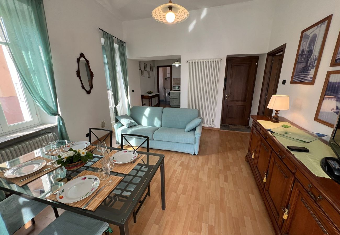 Appartamento a Mergozzo - La Rondine apartment in Mergozzo lakeview