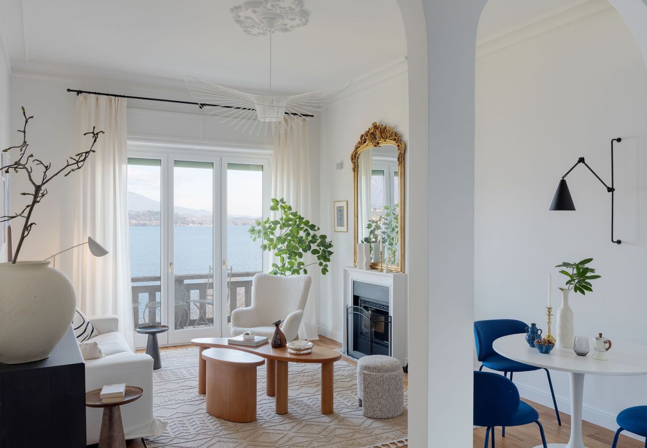 Appartamento a Belgirate - Camelia modern apartment with lake view in Belgira