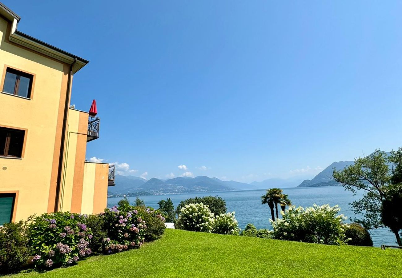 Appartamento a Stresa - Magia del Lago  Apartment with terrace lake view