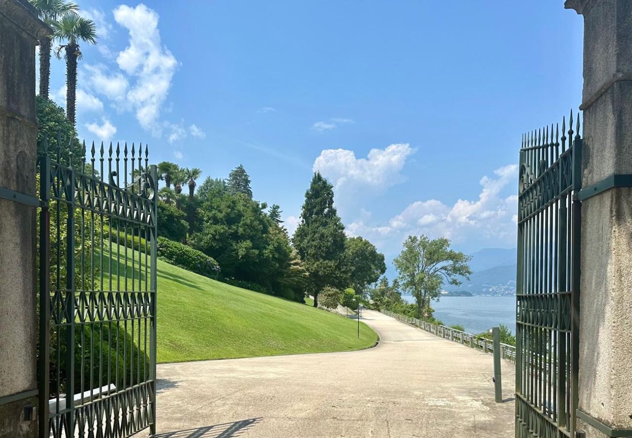 Appartamento a Stresa - Magia del Lago  Apartment with terrace lake view