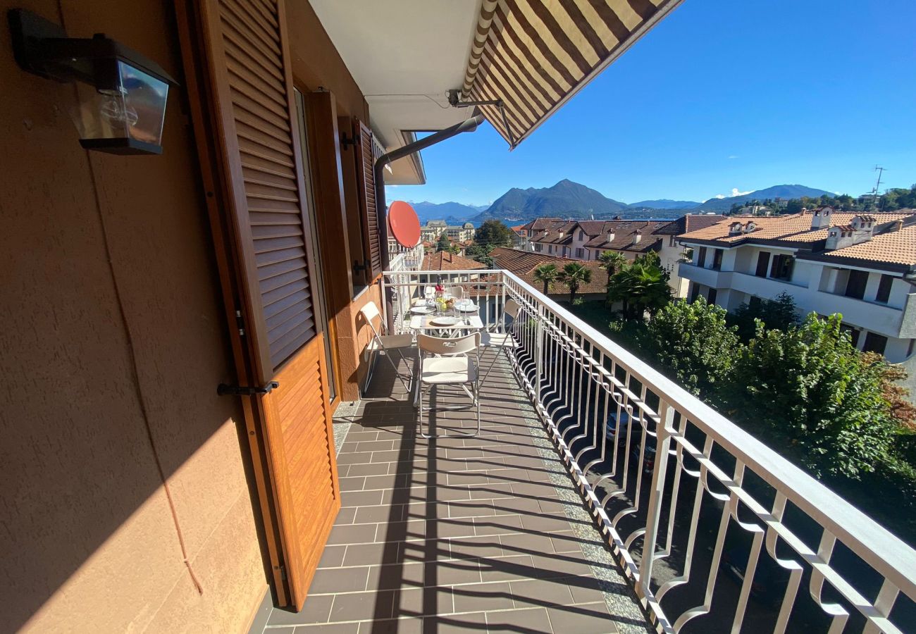 Appartamento a Stresa - Ilaria apartment in Stresa with balcony lake view