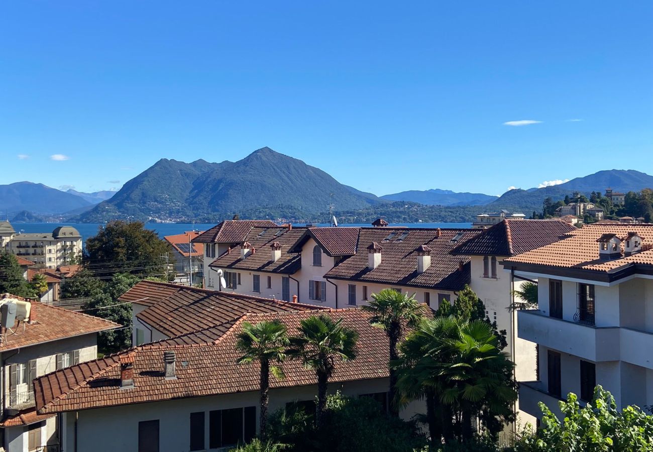 Appartamento a Stresa - Ilaria apartment in Stresa with balcony lake view