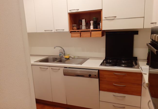 Appartamento a Luino - Cordelia 9 Apartment with pool in Luino Appartamento a Luino - Cordelia 9 Apartment with pool in Luino