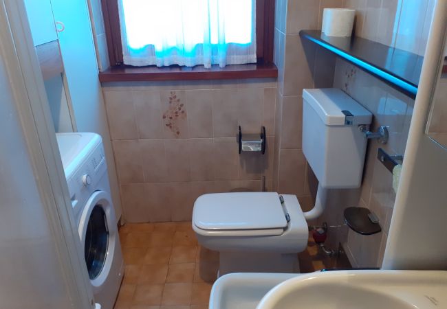 Appartamento a Luino - Cordelia 9 Apartment with pool in Luino Appartamento a Luino - Cordelia 9 Apartment with pool in Luino