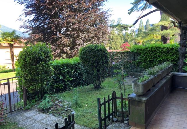  a Luino - Cordelia 9 Apartment with pool in Luino