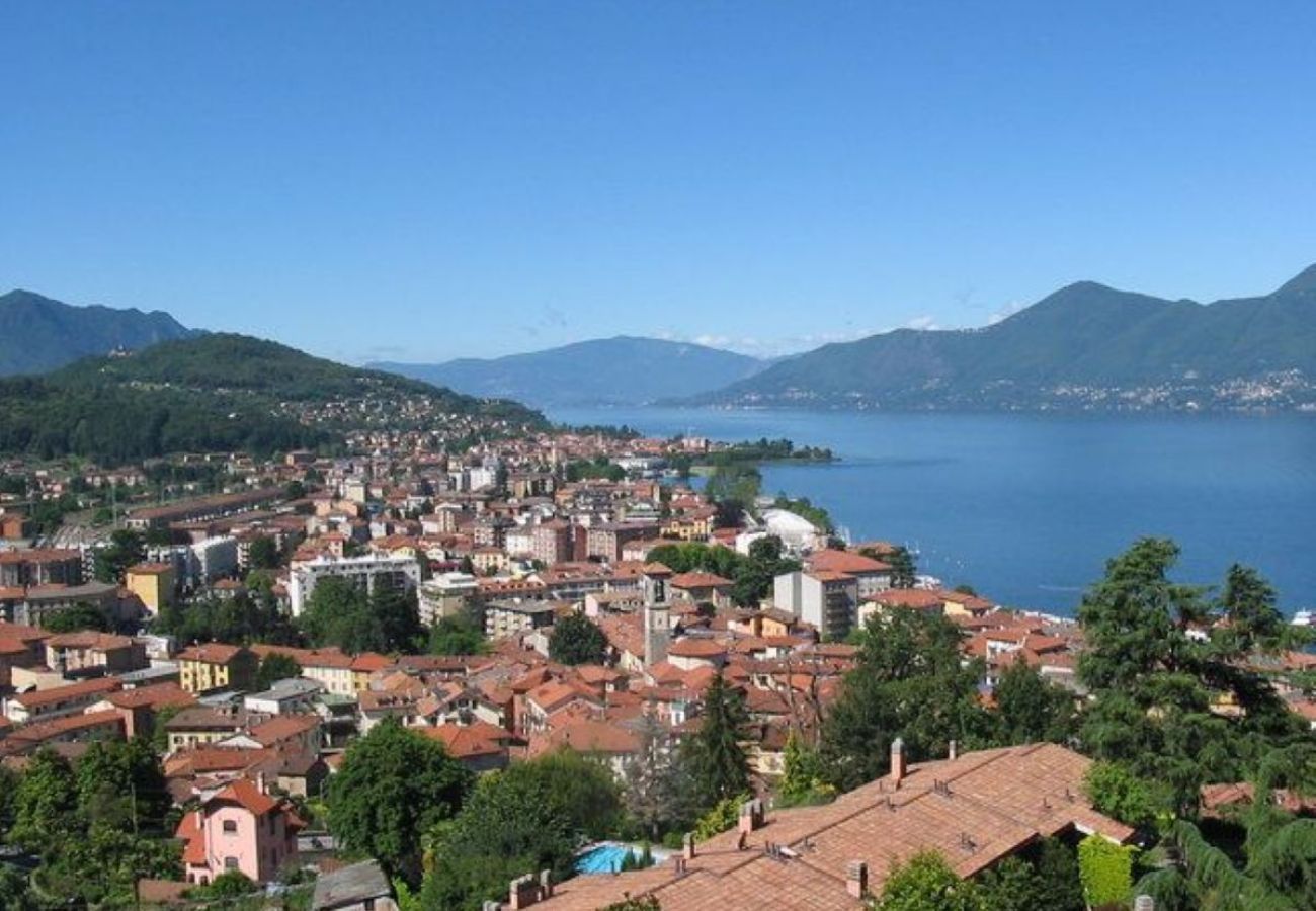 Appartamento a Luino - Cordelia 9 Apartment with pool in Luino