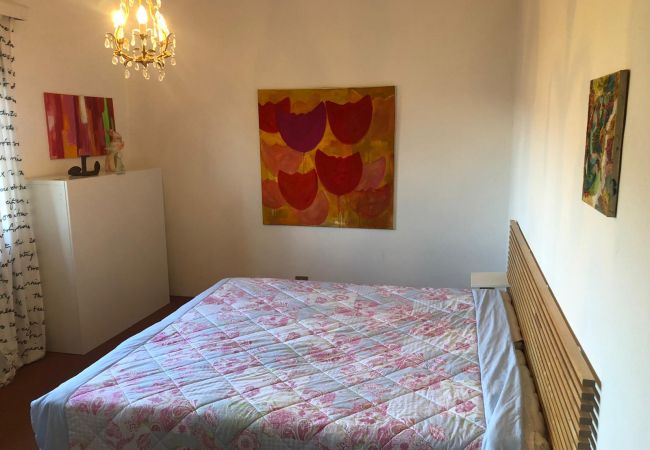 Villa a Brezzo di Bedero - Mirabella villa with pool and garden  in Brezzo di Villa a Brezzo di Bedero - Mirabella villa with pool and garden  in Brezzo di