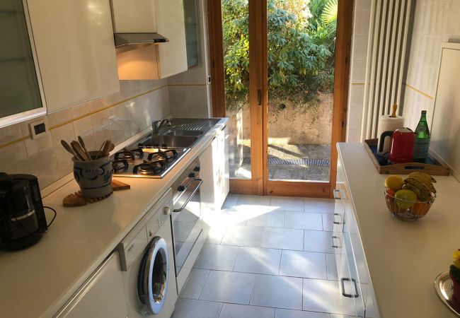 Villa a Brezzo di Bedero - Mirabella villa with pool and garden  in Brezzo di Villa a Brezzo di Bedero - Mirabella villa with pool and garden  in Brezzo di