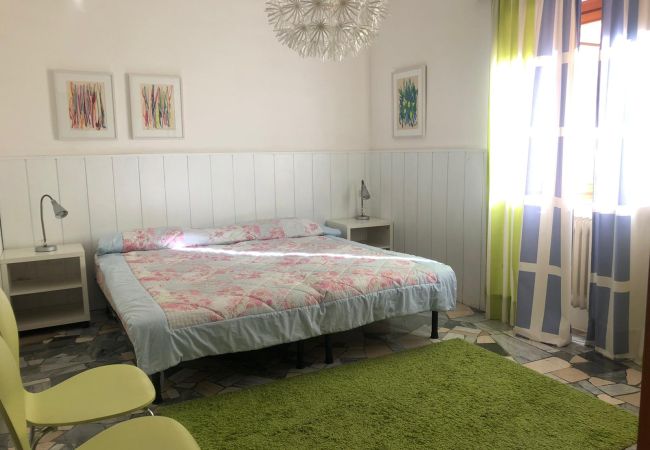 Villa a Brezzo di Bedero - Mirabella villa with pool and garden  in Brezzo di Villa a Brezzo di Bedero - Mirabella villa with pool and garden  in Brezzo di