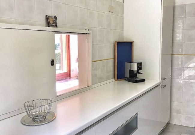 Villa a Brezzo di Bedero - Mirabella villa with pool and garden  in Brezzo di Villa a Brezzo di Bedero - Mirabella villa with pool and garden  in Brezzo di