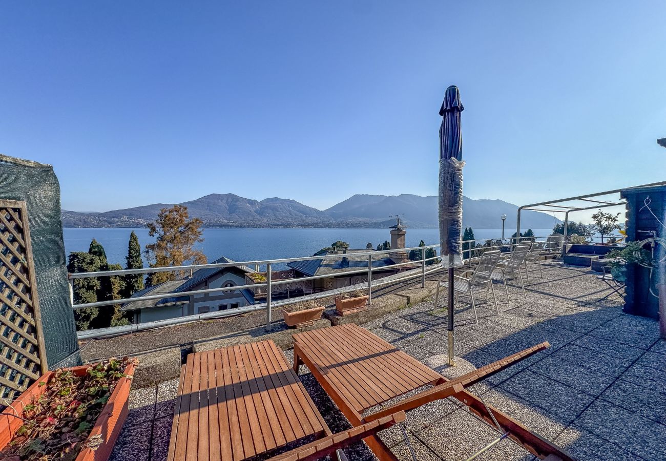Appartamento a Oggebbio - Vera apartment with wonderful terrace lake view