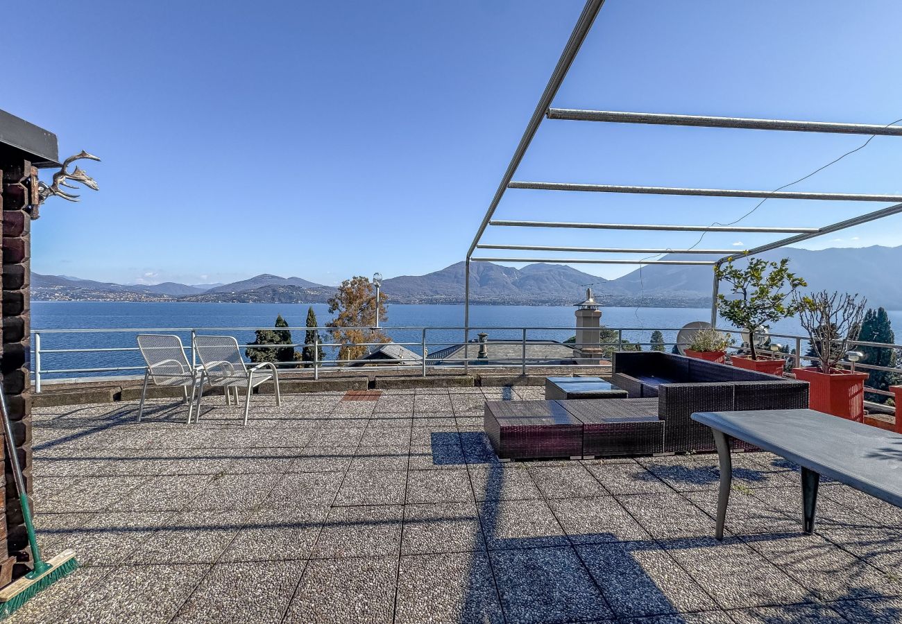 Appartamento a Oggebbio - Vera apartment with wonderful terrace lake view