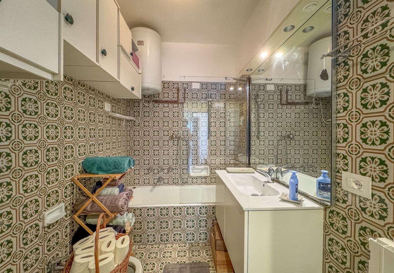 Appartamento a Oggebbio - Vera apartment with wonderful terrace lake view