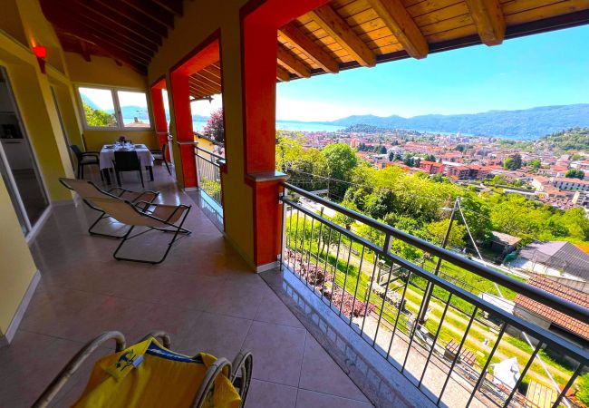  a Verbania - Penthouse Valentino with terrace lake view