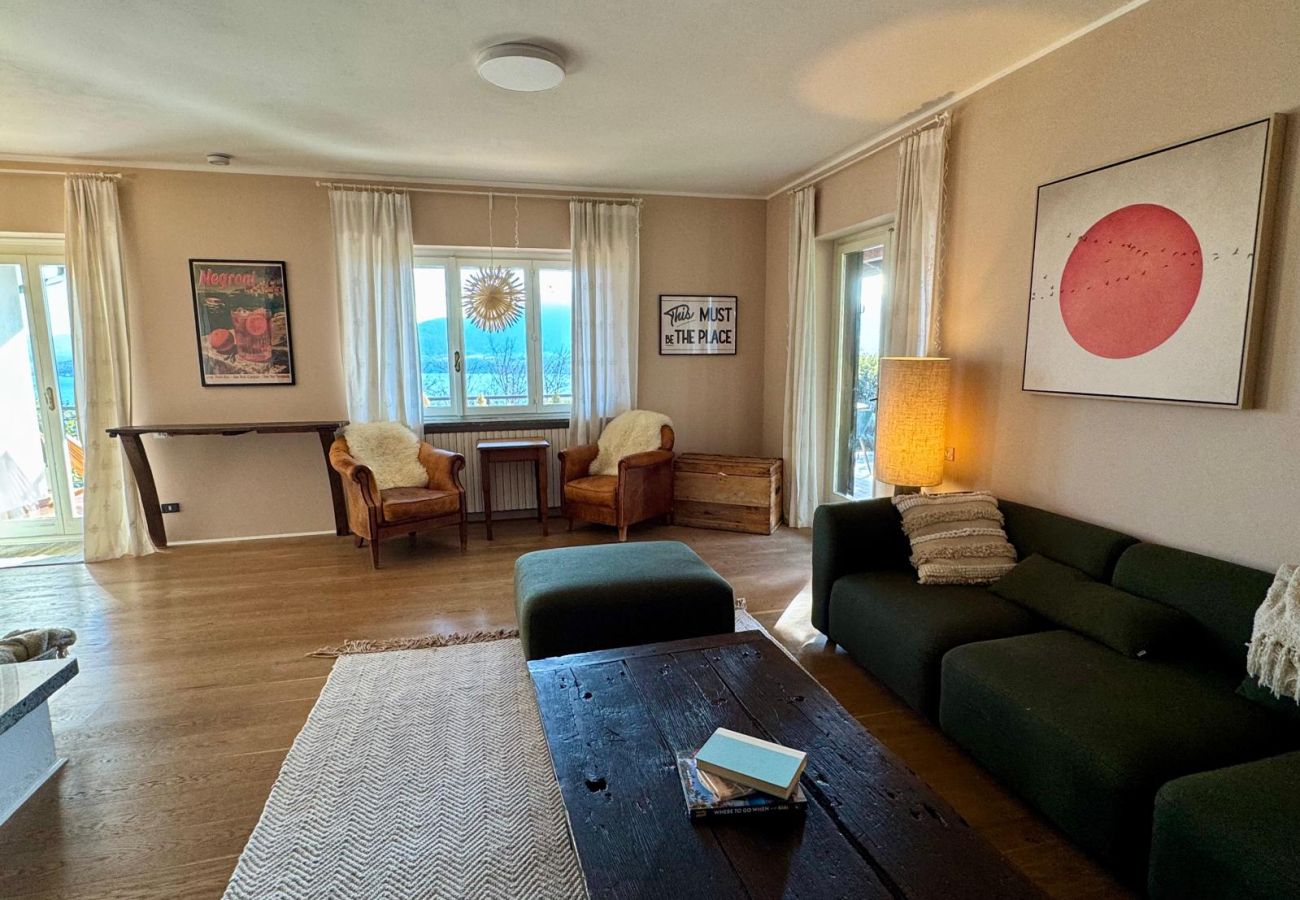 Villa a Oggebbio - Raggio di Sole Villa with pool and lakeview