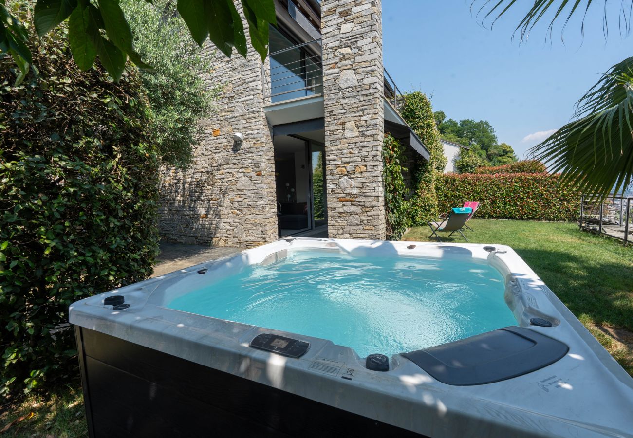 Casa a Verbania - Gli Archi House & Spa in Verbania Suna