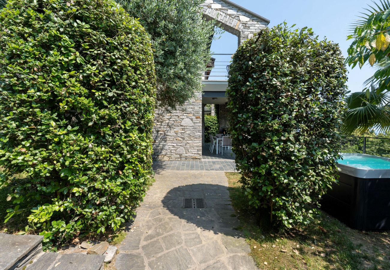 Casa a Verbania - Gli Archi House & Spa in Verbania Suna