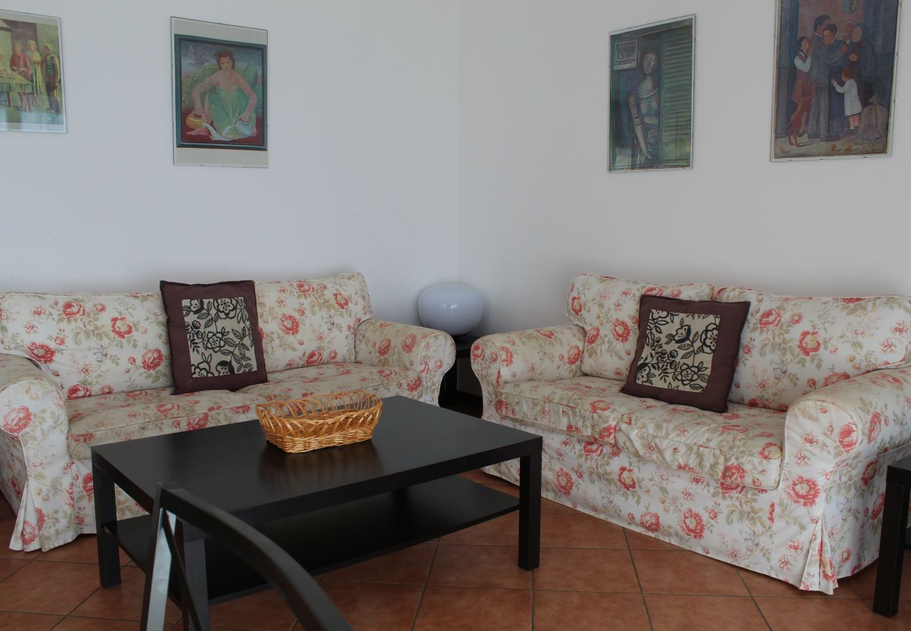 Appartamento a Agra - Rosmarino 1 apartment in Agra with pool and view