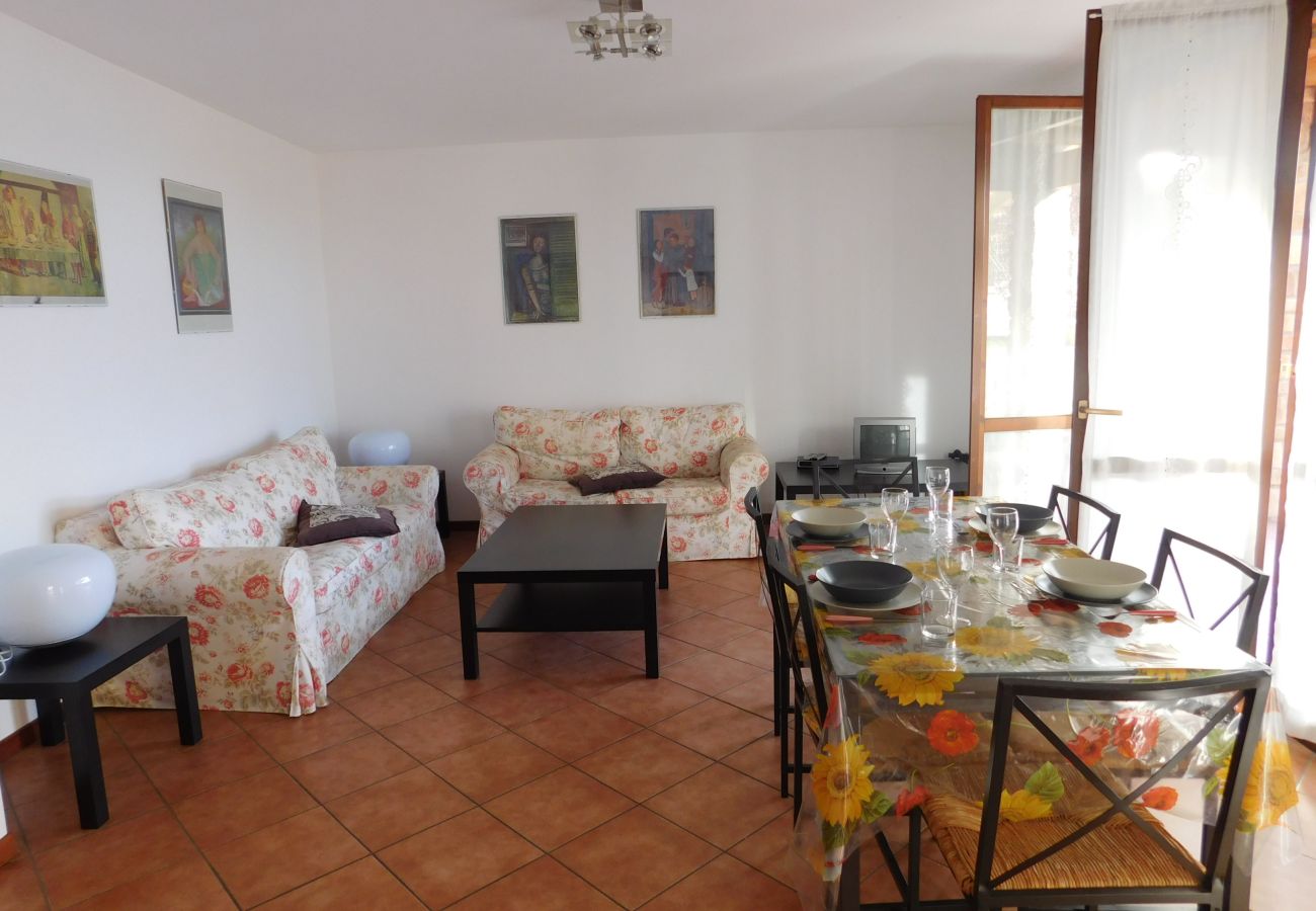 Appartamento a Agra - Rosmarino 1 apartment in Agra with pool and view