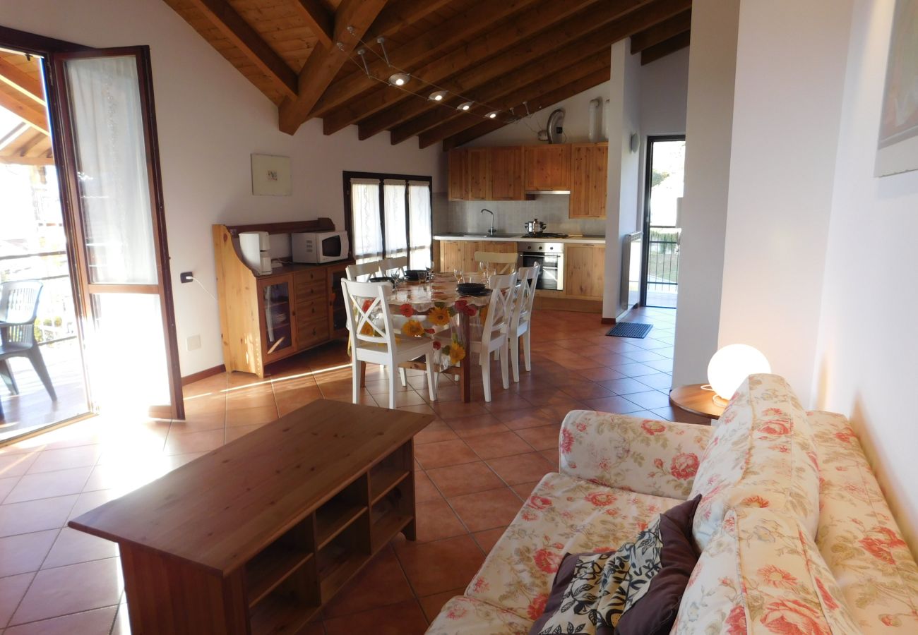Appartamento a Agra - Rosmarino 2 apartment in Agra with pool