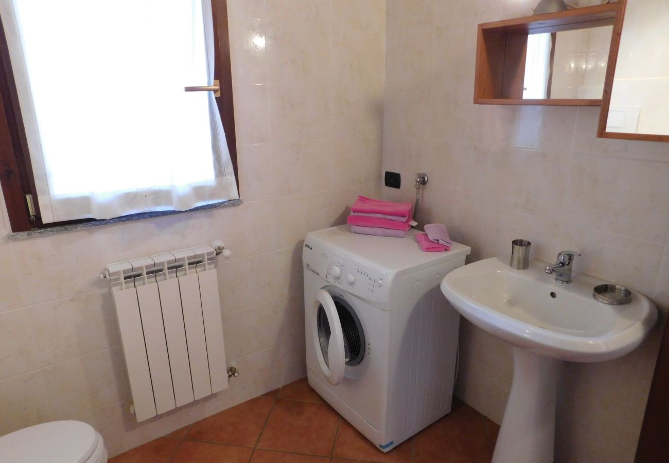 Appartamento a Agra - Rosmarino 2 apartment in Agra with pool