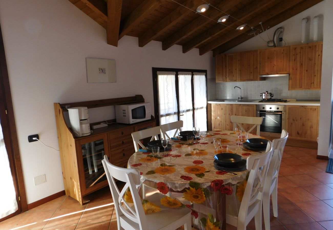 Appartamento a Agra - Rosmarino 2 apartment in Agra with pool