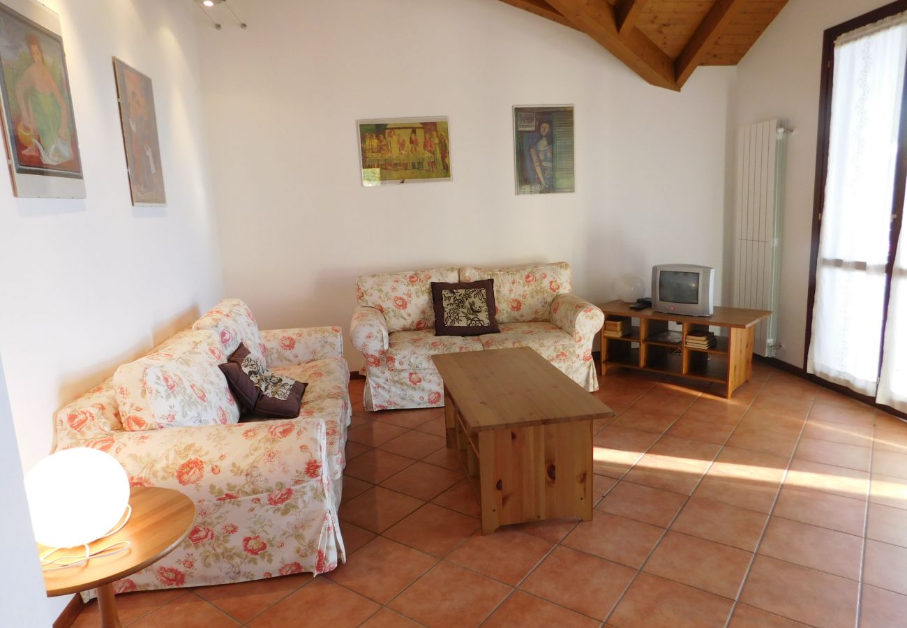 Appartamento a Agra - Rosmarino 2 apartment in Agra with pool