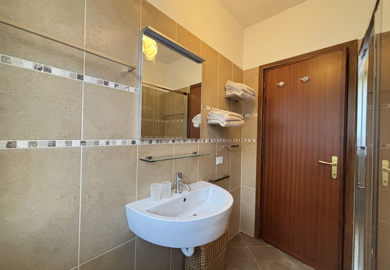 Appartamento a Luino - Carmen apartment with lake view and balcony