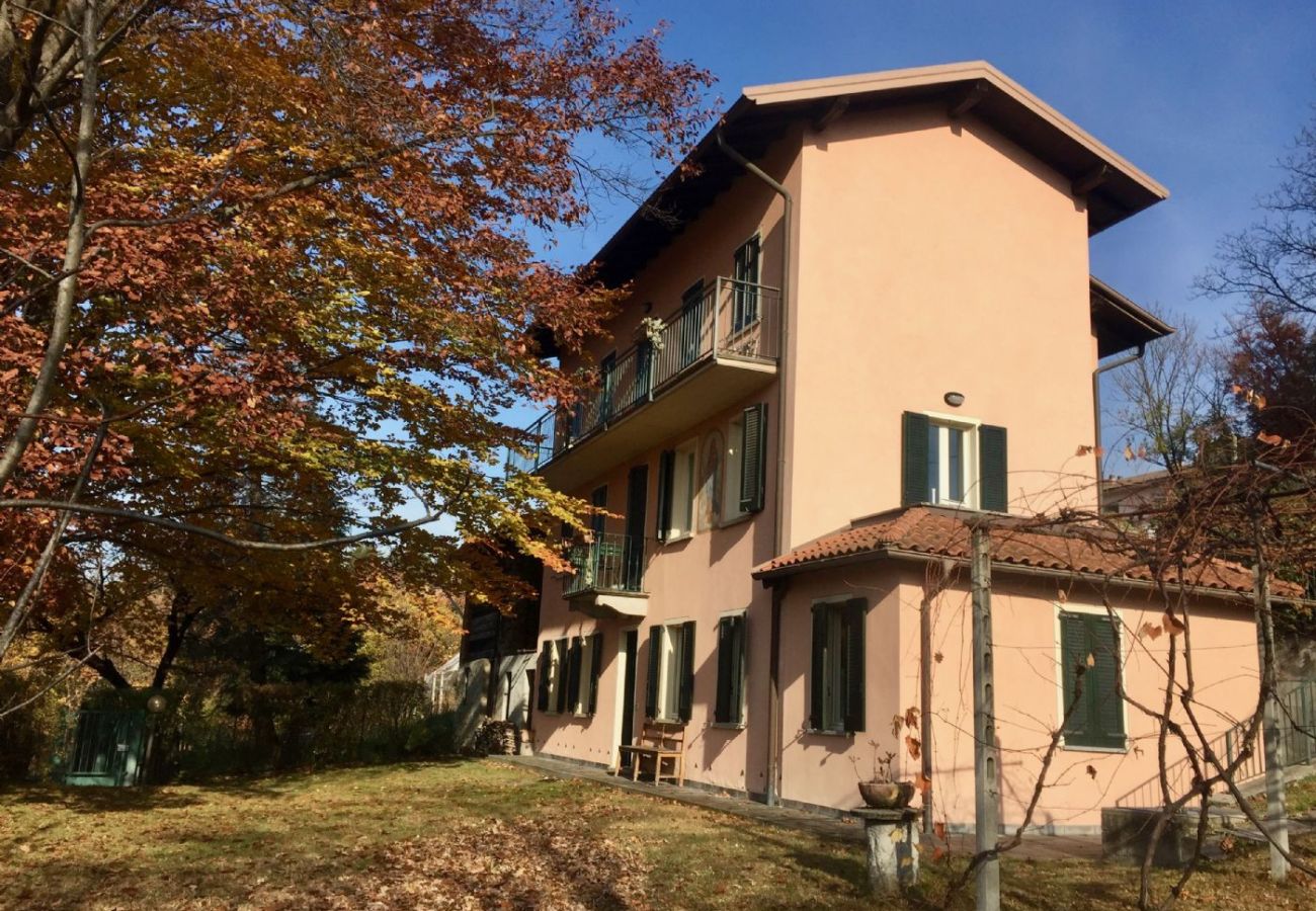 Appartamento a Luino - Esther 2 apartment with balcony in Luino