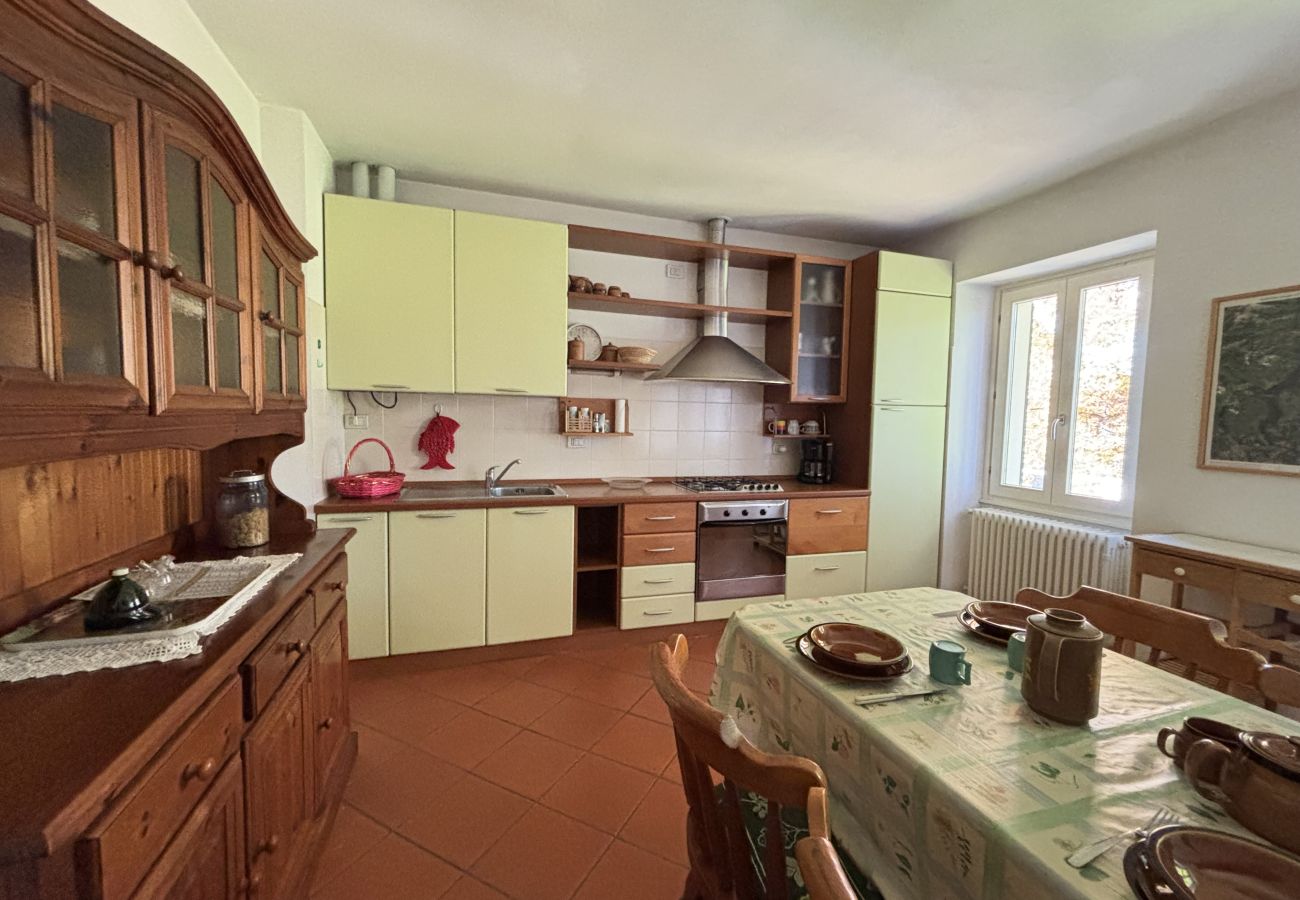 Appartamento a Luino - Esther 2 apartment with balcony in Luino