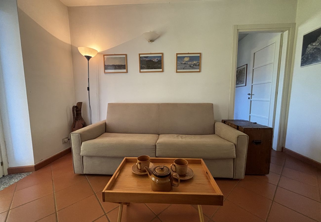 Appartamento a Luino - Esther 2 apartment with balcony in Luino