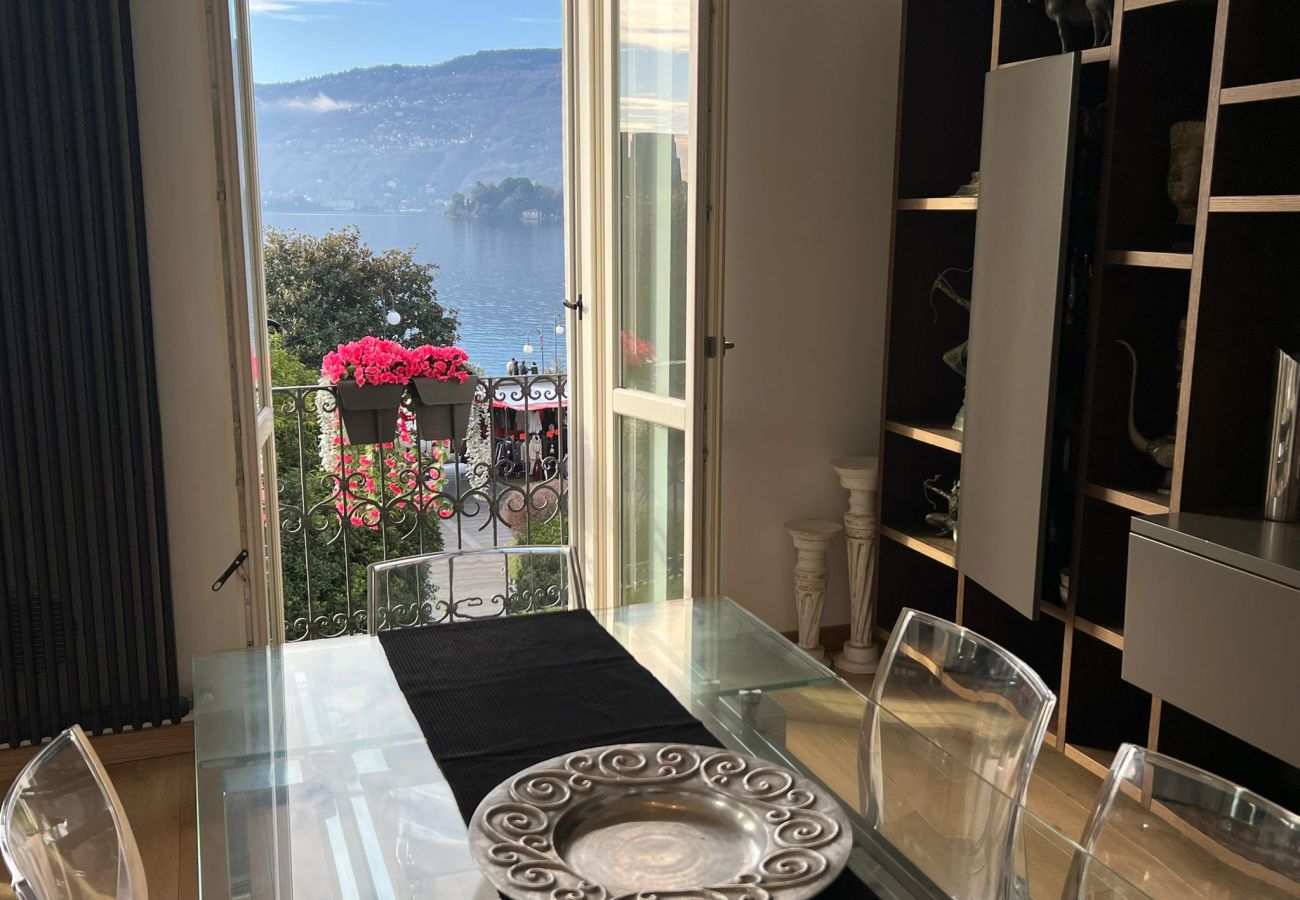 Appartamento a Verbania - Charles apartment in Verbania Pallanza