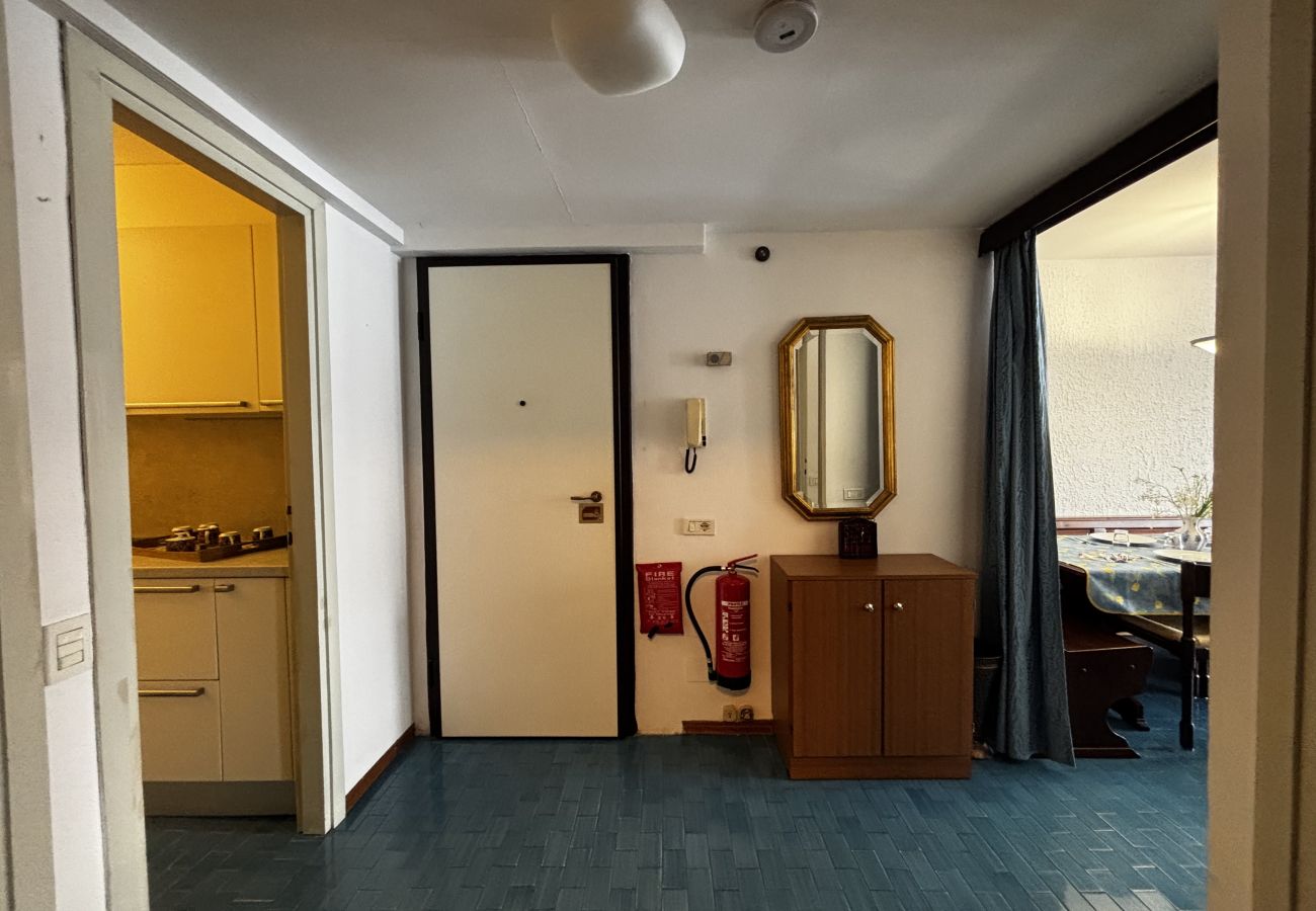 Appartamento a Porto Valtravaglia - Paloma apartment in Porto Valtravaglia