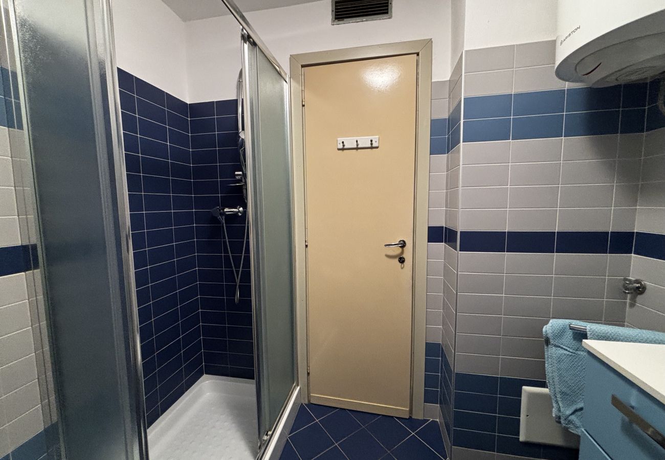 Appartamento a Porto Valtravaglia - Paloma apartment in Porto Valtravaglia