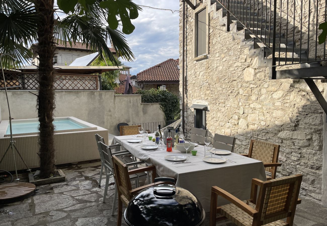 Appartamento a Stresa - Lago Lounge & Pool Apartment in Stresa