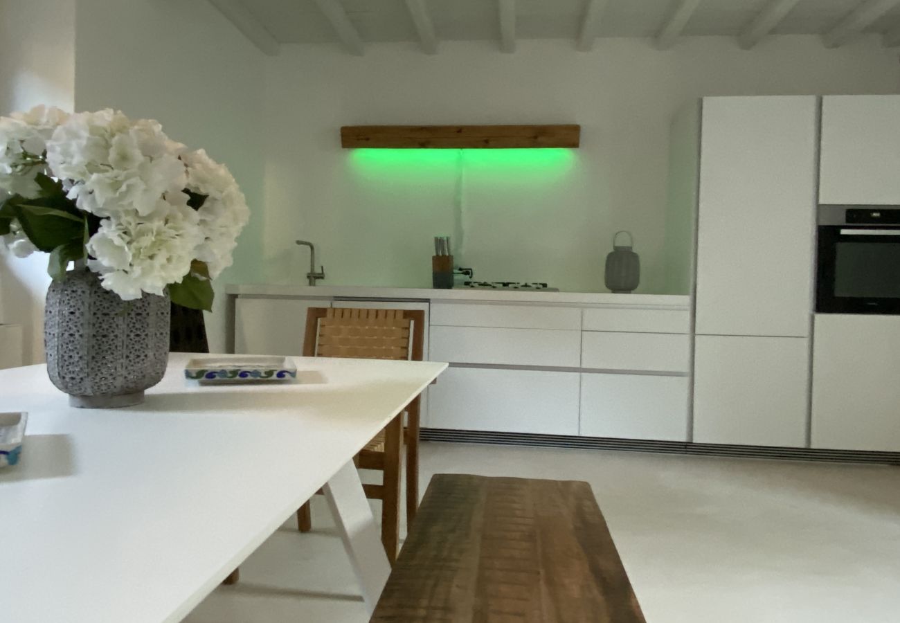 Appartamento a Stresa - Lago Lounge & Pool Apartment in Stresa