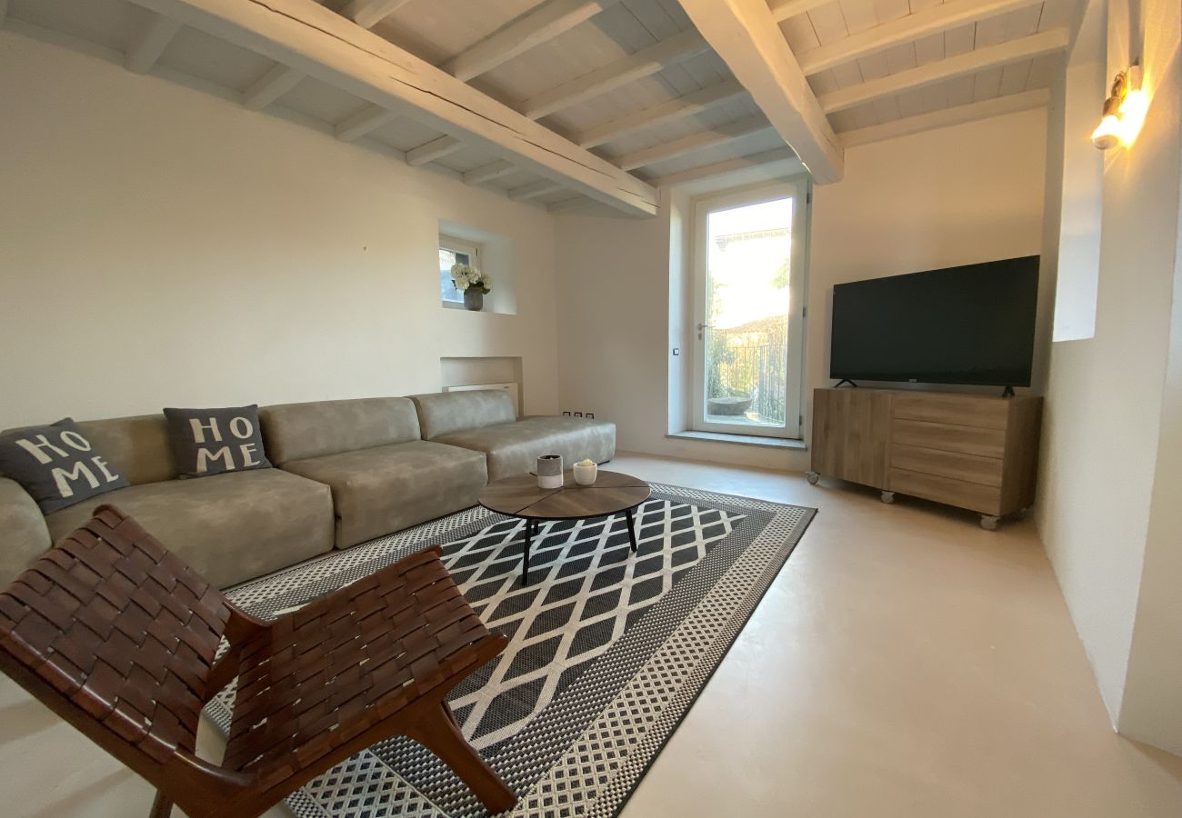 Appartamento a Stresa - Lago Lounge & Pool Apartment in Stresa