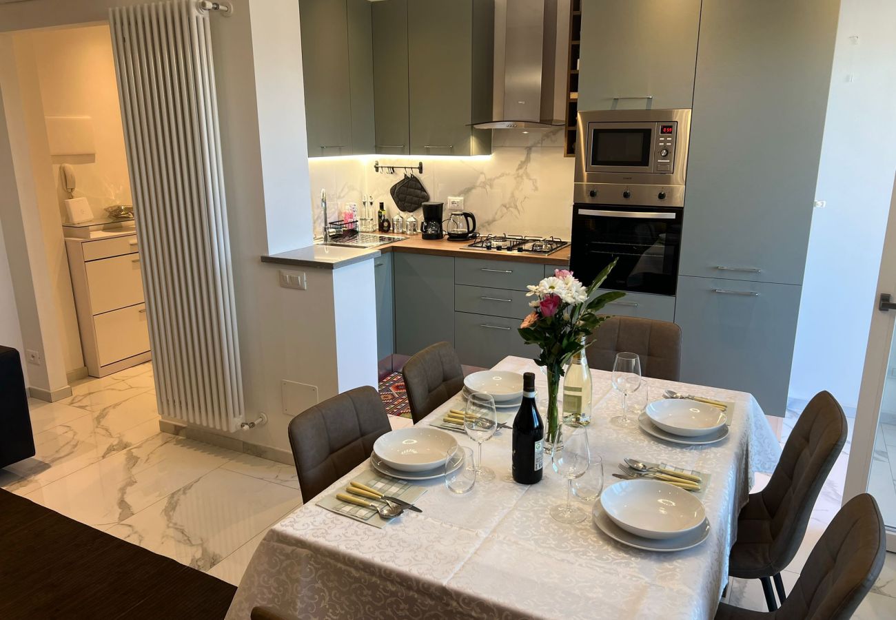 Appartamento a Verbania - Zagosta apartment in Verbania with balcony