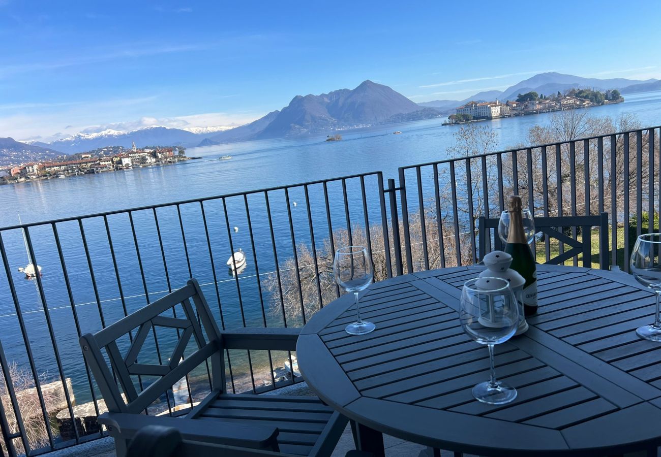 Appartamento a Baveno - MyLago Apartment with pool and lake view
