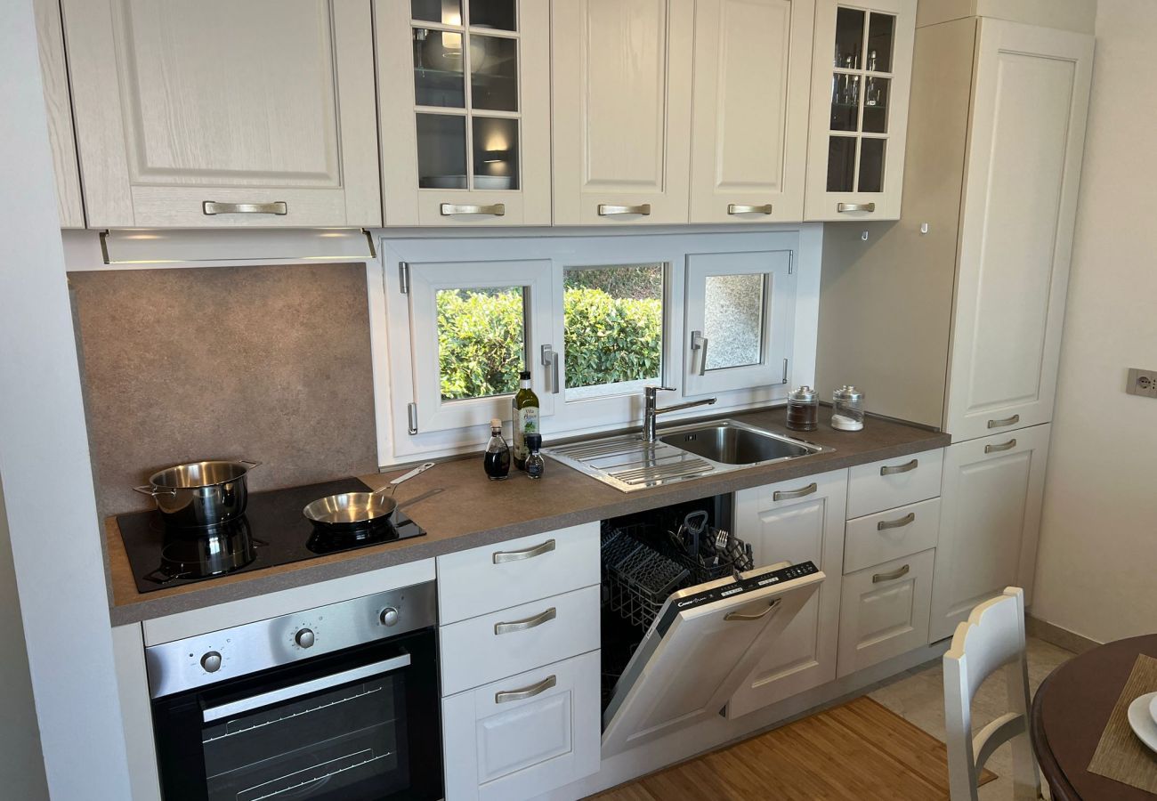 Appartamento a Baveno - MyLago Apartment with pool and lake view