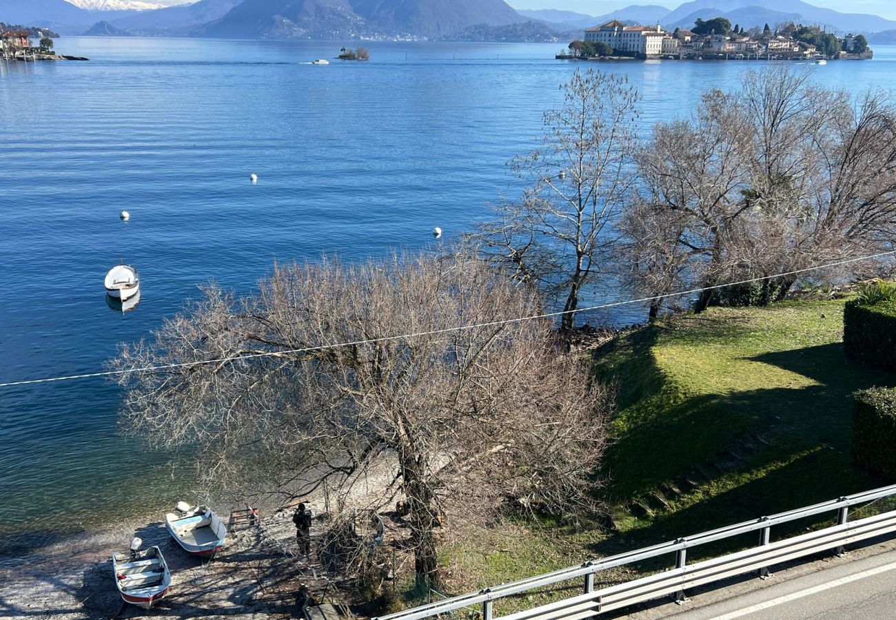 Appartamento a Baveno - MyLago Apartment with pool and lake view