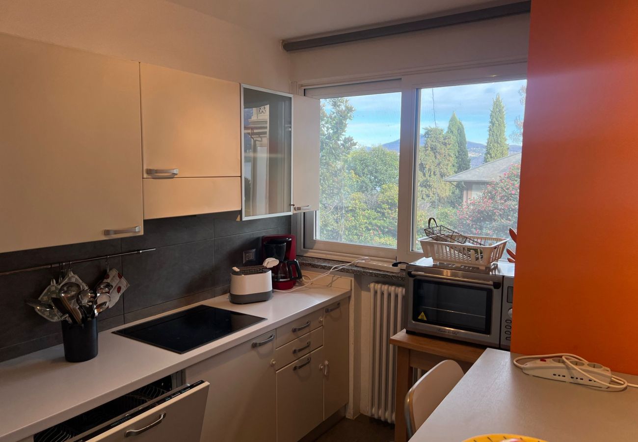 Appartamento a Oggebbio - Inaya apartment in Oggebbio with pool